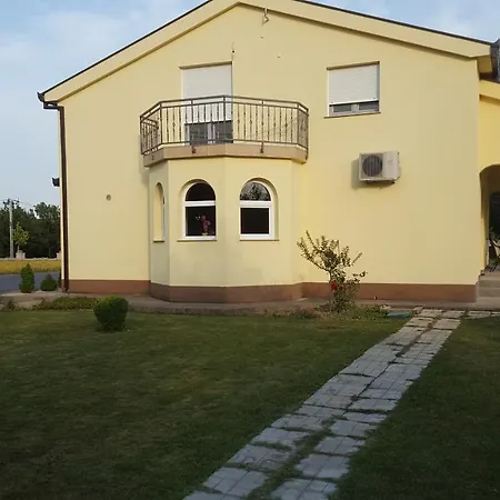 Vacation Kravica *