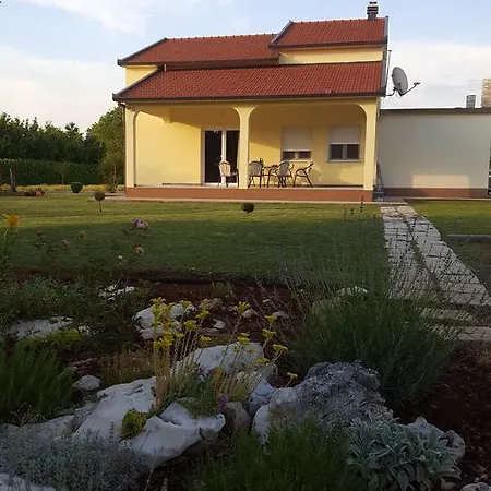 빌라 Vacation Kravica Studenci
