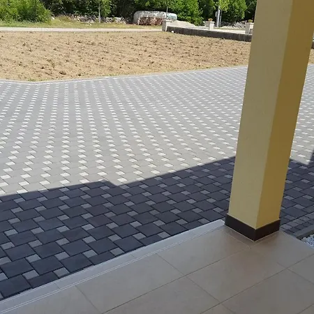 Vacation Kravica * Studenci